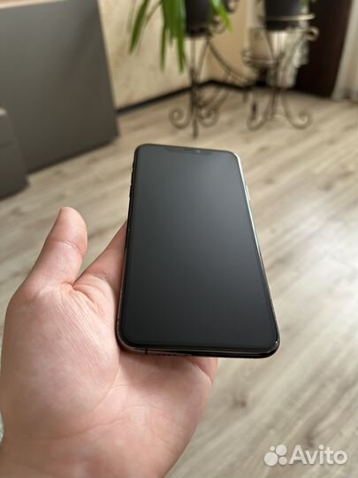 iPhone 11 Pro Max, 64 ГБ