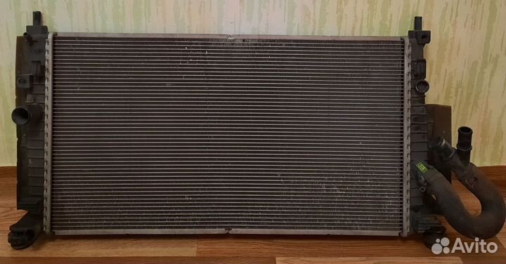 Радиатор основной на Mazda