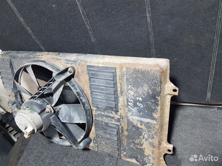 Вентилятор двигателя Volkswagen Passat B3