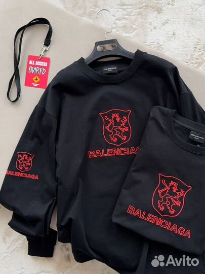 Свитшот Balenciaga