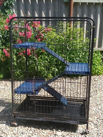 Клетка большая