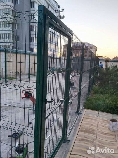 Забор из сварной сетки