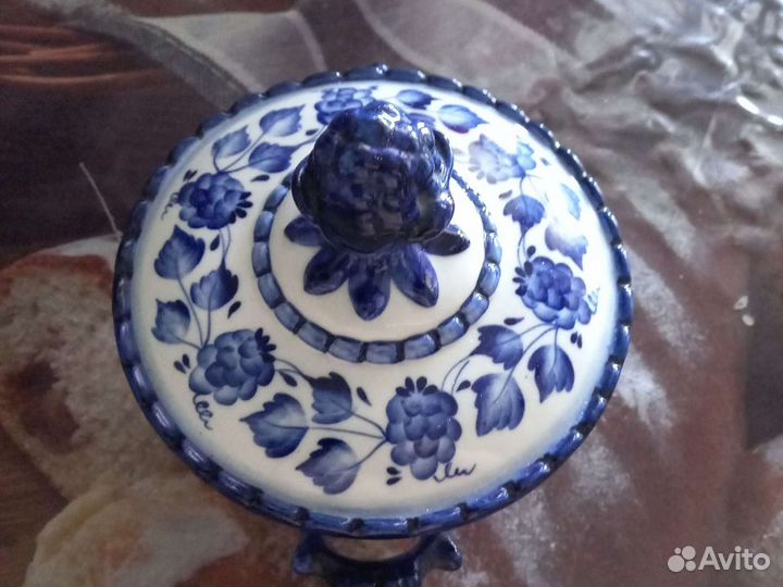 Сахарница гжель