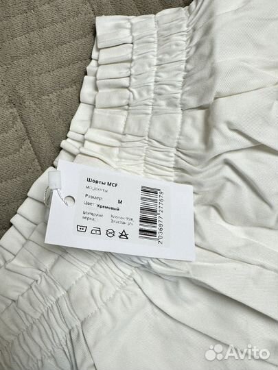Женские шорты новые