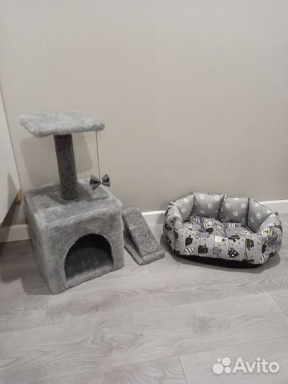 Домик для кошки с когтеточкой. Лежанка и другое