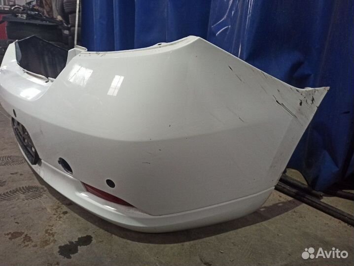 Бампер задний с парктрониками. Рено логан 2