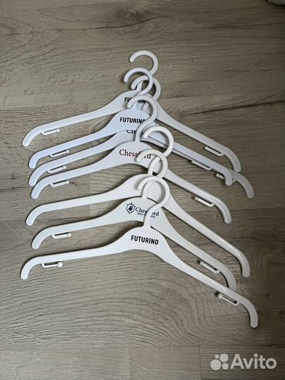 Вешалки плечики для детской одежды пакетом