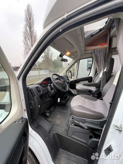 Полуинтегрированный Sunlight T69, 2019