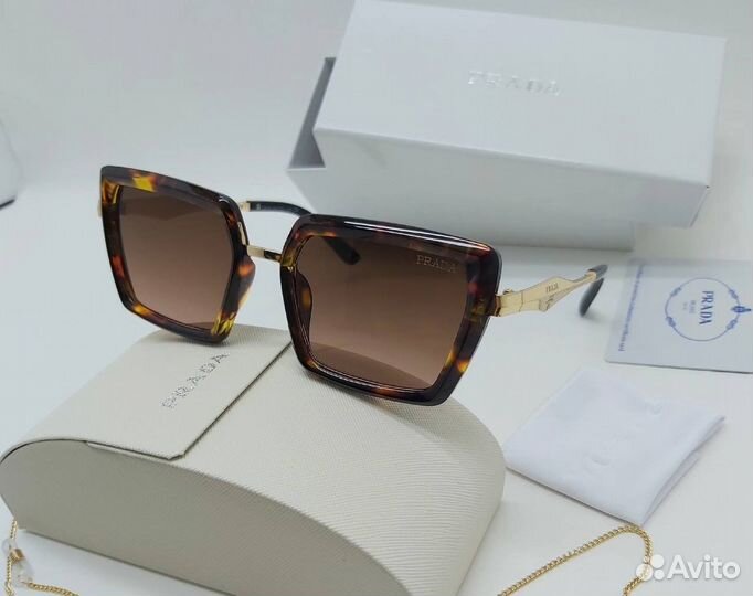 Солнцезащитные очки