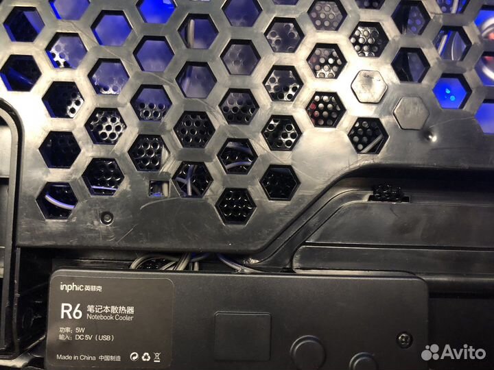 Подставка с охлаждением для ноутбука