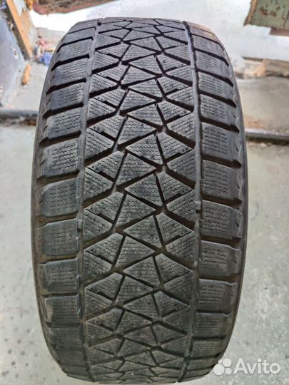 Bridgestone Blizzak DM-V2 265/50 R19