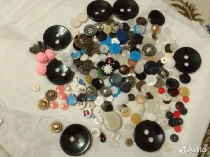 Пуговицы