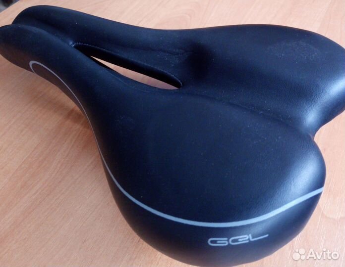Продам седло