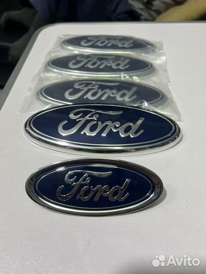 Знак на капот (эмблема) форд