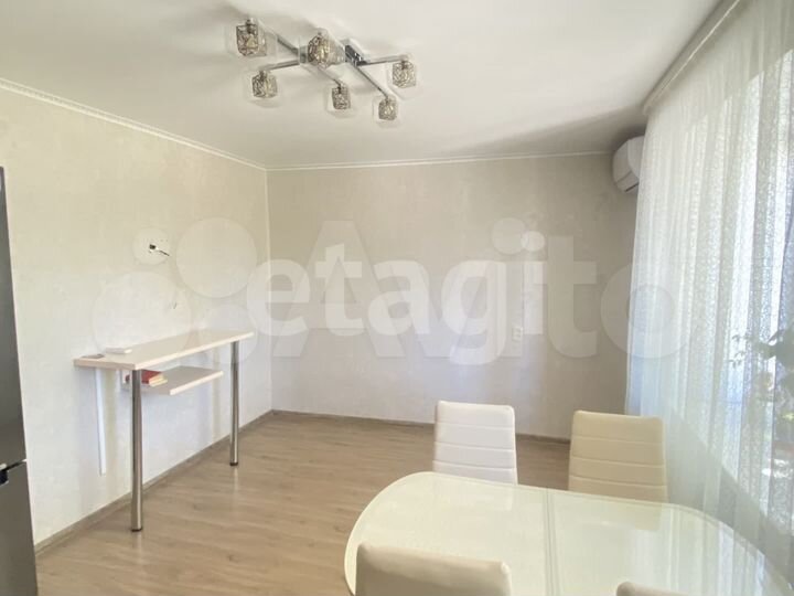 2-к. квартира, 59,2 м², 2/5 эт.