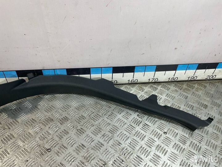 Б/У Накладка порога задняя левая#001