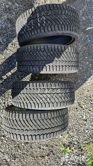 Continental ContiIceContact 225/40 R18 92T