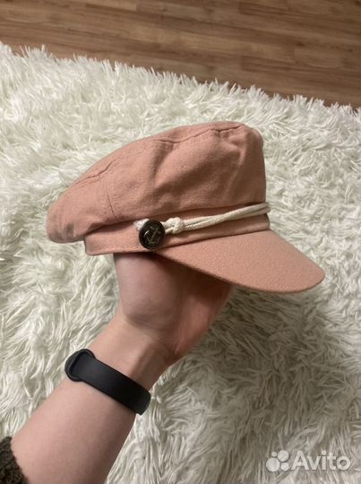 Кепка женская bershka