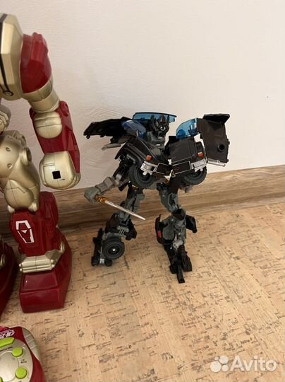 Роботы железный человек набор игрушек для мальчика