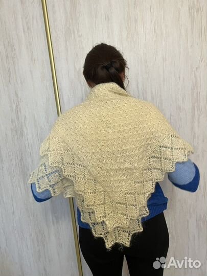 Продам шаль пуховый платок