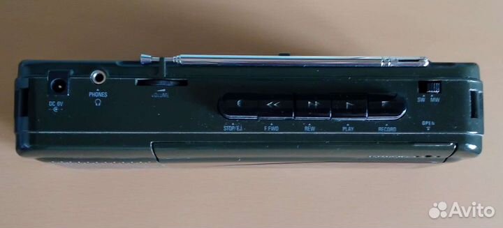 Кассетные магнитофоны с радиоприемниками - 3 вида