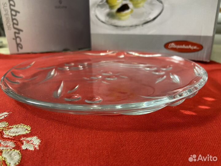 Набор тарелок новый