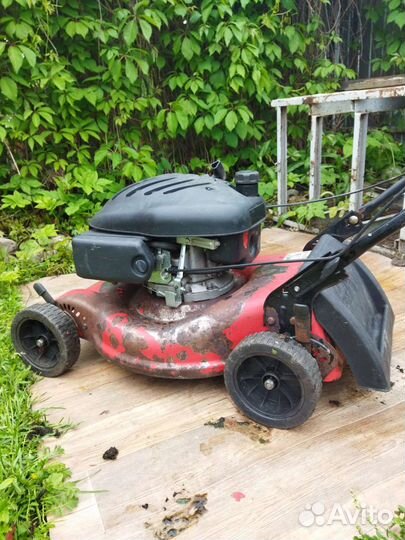 Газонокосилка бензиновая MTD 46