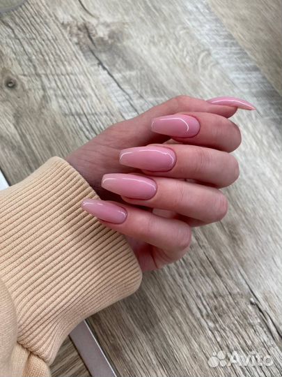 Маникюр, педикюр