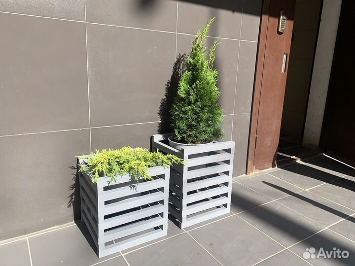 Кашпо уличное