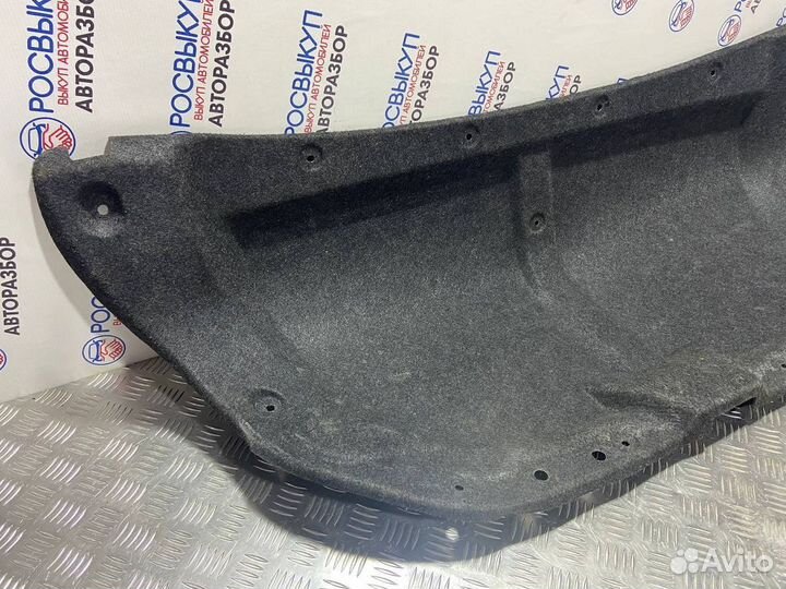 Обшивка крышки багажника Toyota Camry V40