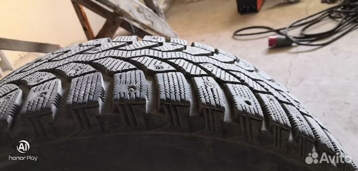 Bridgestone Blizzak Ice 225/60 R17