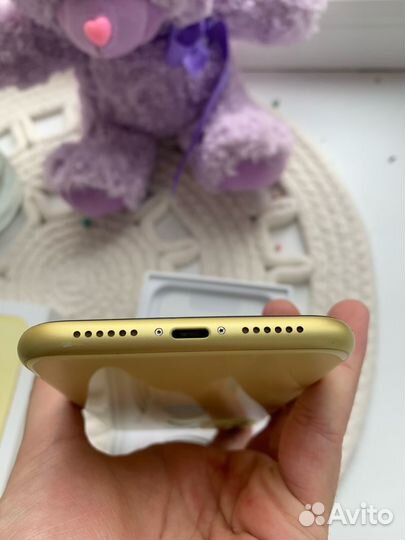 Apple iPhone 11 64gb Yellow рст