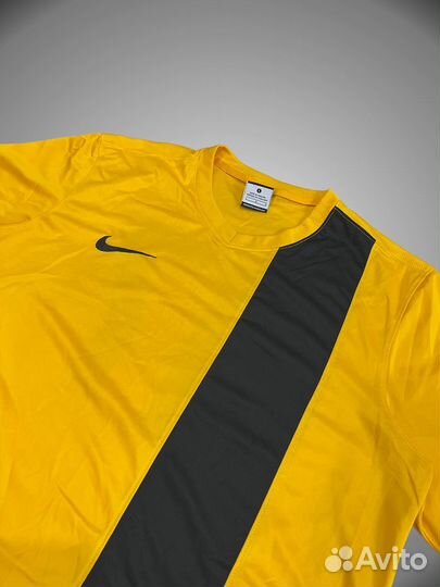 Футболка Nike