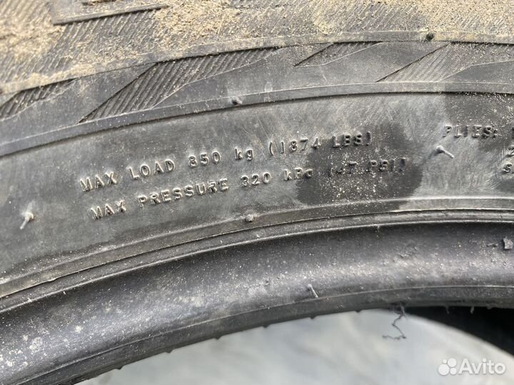 Nokian Tyres Hakkapeliitta 9 SUV 235/55 R20