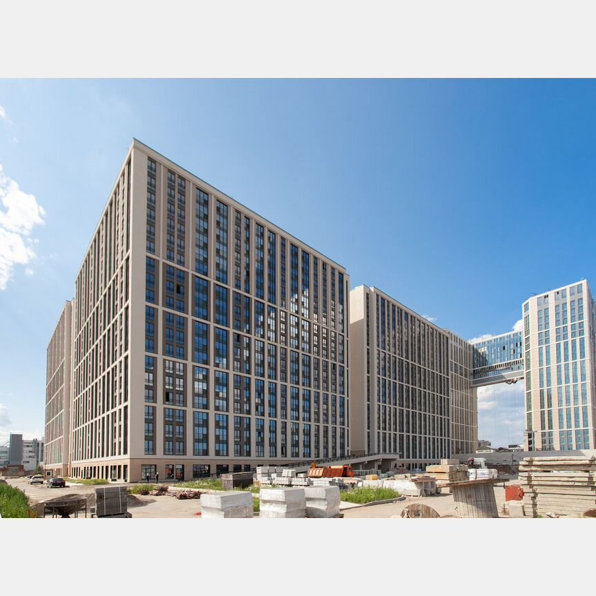 3-к. квартира, 95 м², 13/19 эт.