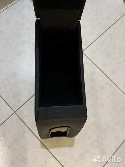 Подлокотник лада Гранта