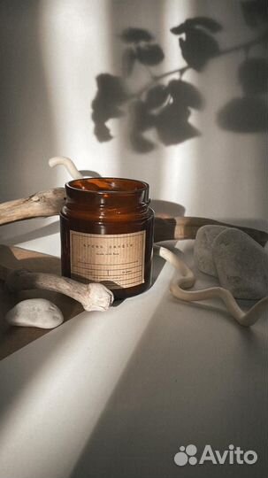 Ароматическая свеча с посланием и треском фитиля