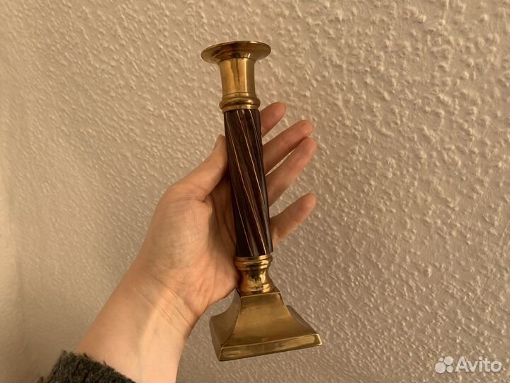 Подсвечник, латунь/дерево. Европа,винтаж