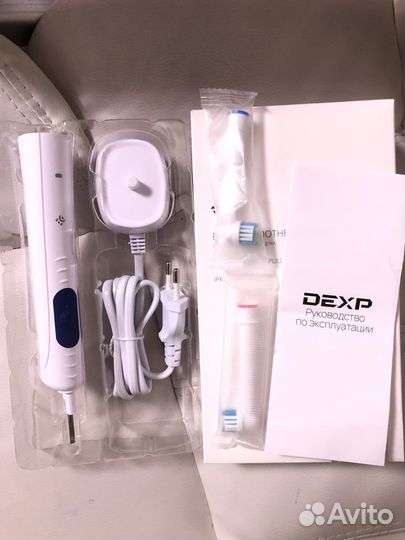 Электрическая зубная щетка dexp