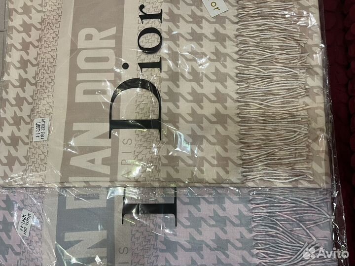 Женские шарфы и платки