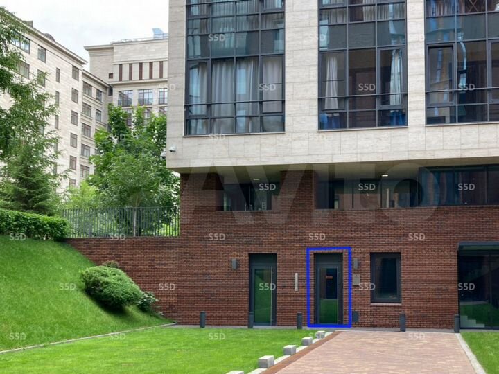 Продам торговое помещение, 105.6 м²