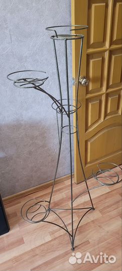 Подставка для цветов