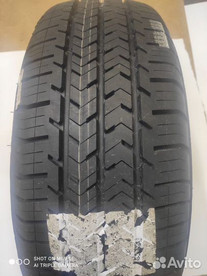 Michelin Agilis 51 215/60 R16