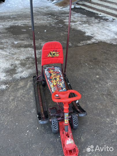 Снегокат с ручкой и колесами