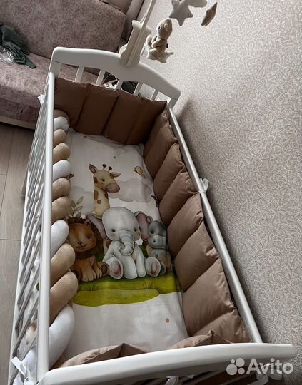 Бортики в кроватку