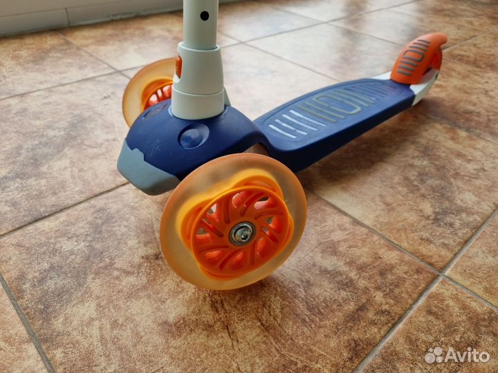 Самокат oxelo B1 500 детский трёхколёсный