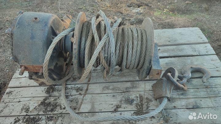 Механическая лебëдка Газ 66