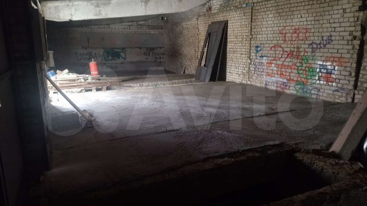 Гараж, > 30 м²