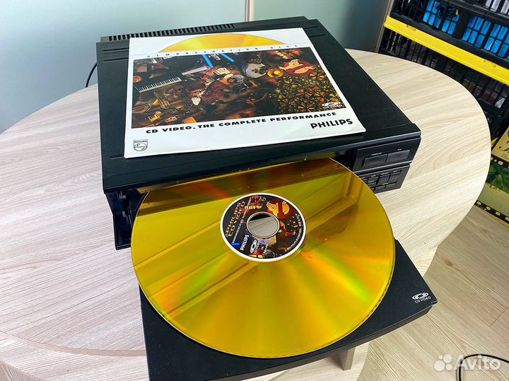 Проигрыватель LD - Дисков Philips CDV-496