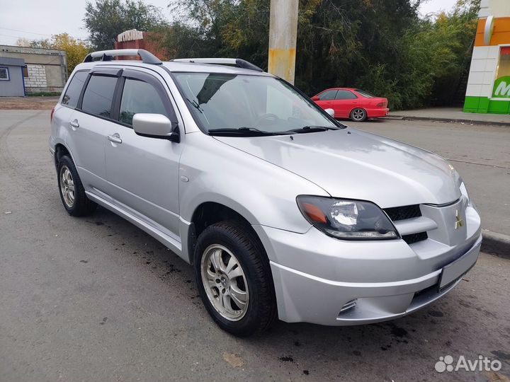 Mitsubishi Outlander 2.4 AT, 2003, 250 000 км